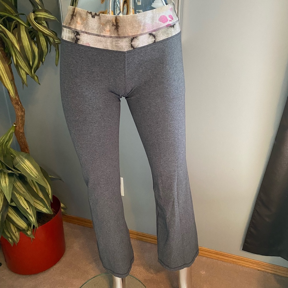 Lululemon groove regular length pants